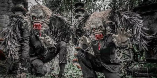 Scary-Monkey-Halloween-Act-Carnivals