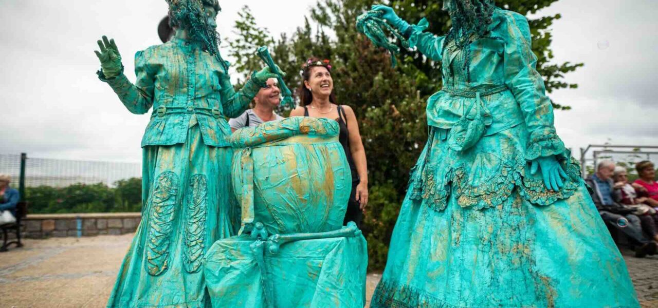 Turquoise-and-Gold-Living-Statues-Halloween-Events