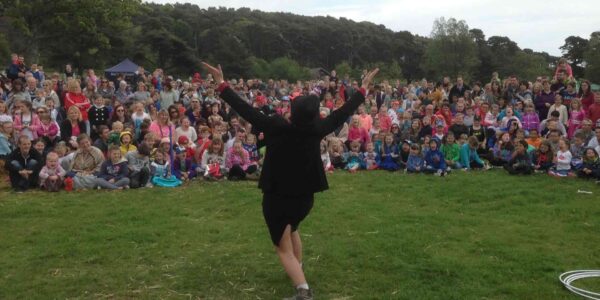 Wonder-Woman-Inspired-Hula-Hoop-Show-Family-Fun-Day