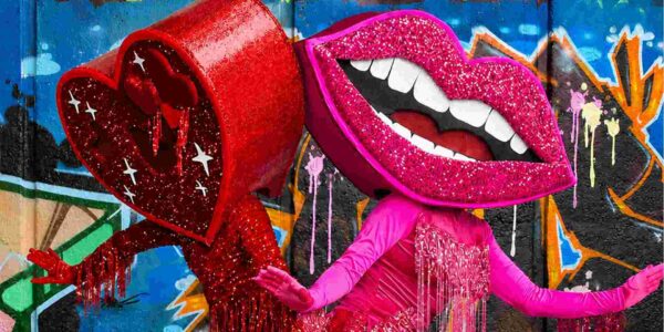 Heart-And-Lips-Walkabout-Characters-Portrait