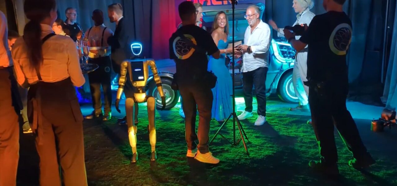 Robot-Hire-For-Themed-Corporate-Events