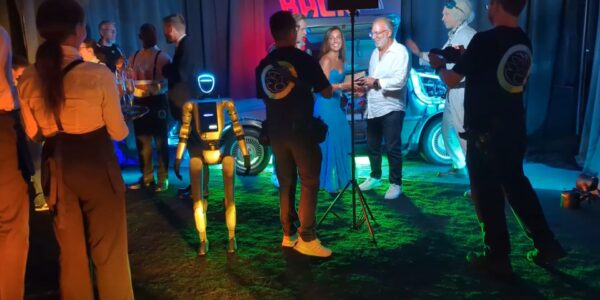 Robot-Hire-For-Themed-Corporate-Events