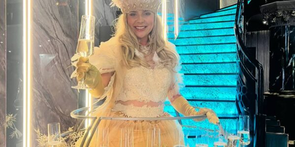Champagne-Dress-Hire-Welcome-Drink