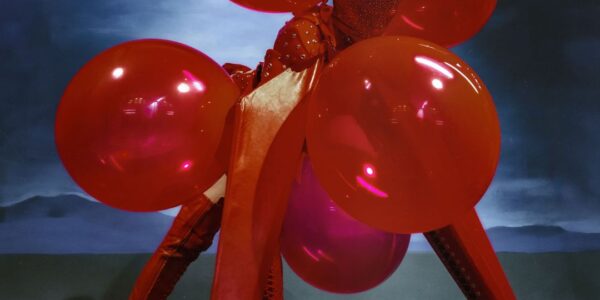 Francesca-Red-Balloon-Halloween-Performer