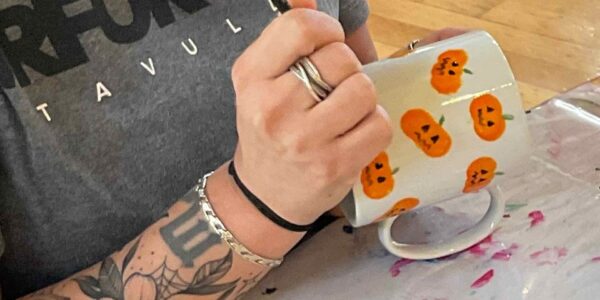Halloween-Ceramic-Painting-Workshop