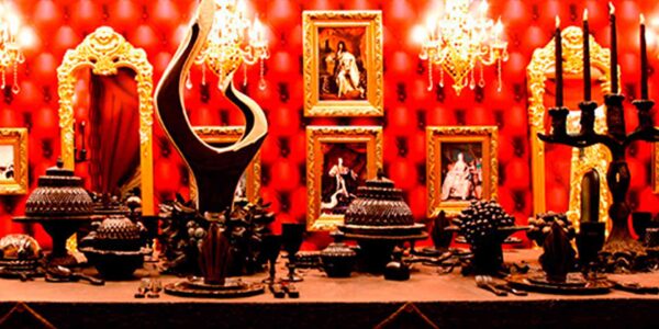 Baroque-Chocolate-Banquet-Installation