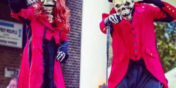 Halloween-Stilt-Walkers-Duo