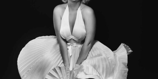 Marilyn-Monroe-Seven-Year-Dress